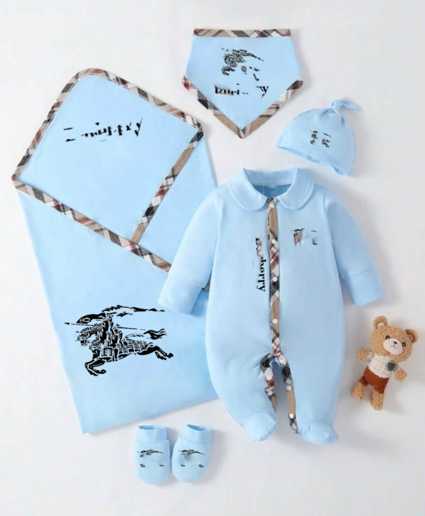 ensemble 5 pièces a rayure bleu .